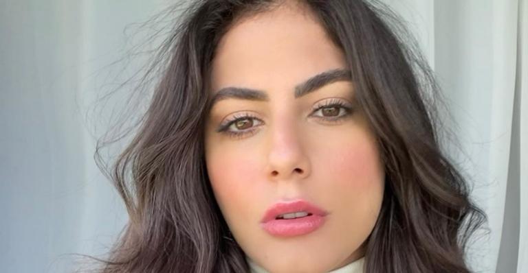 Ex-BBB Mari Gonzalez radicaliza o visual e surge loira: ”Estou amando”