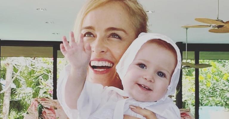 Angelica celebra aniversário de dois anos da afilhada, Bella: ”Chegou trazendo amor”