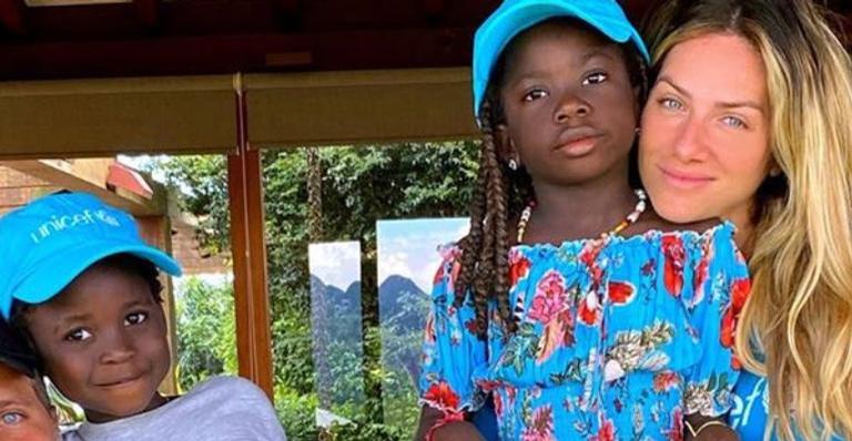 Giovanna Ewbank compartilha momento fofo entre Titi e Bless: ”Coisas pra guardar na memória”