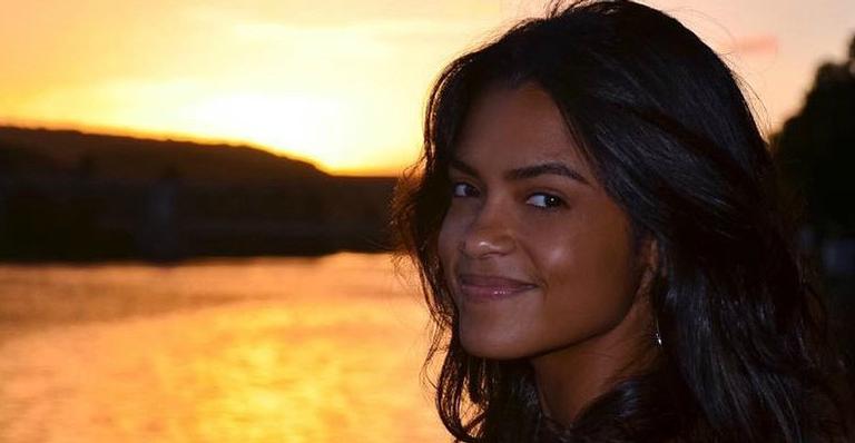 Lucy Alves fala sobre pressão de ser ‘a mulher perfeita’: ”Mundo opressor”
