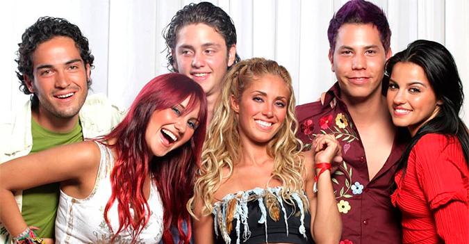 Christian Chavéz esclarece ausência de Dulce Maria e Alfonso Herrera em live do RBD