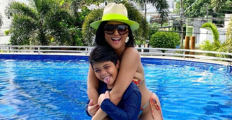 Mileide Mihaile compartilha clique do filho e se declara: ”Minha vida todinha”