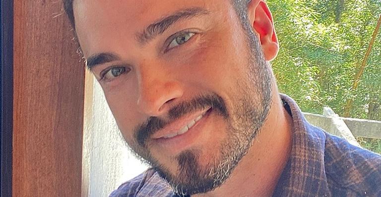 Sidney Sampaio mostra processo do seu transplante capilar e comemora: ”Falta pouco”