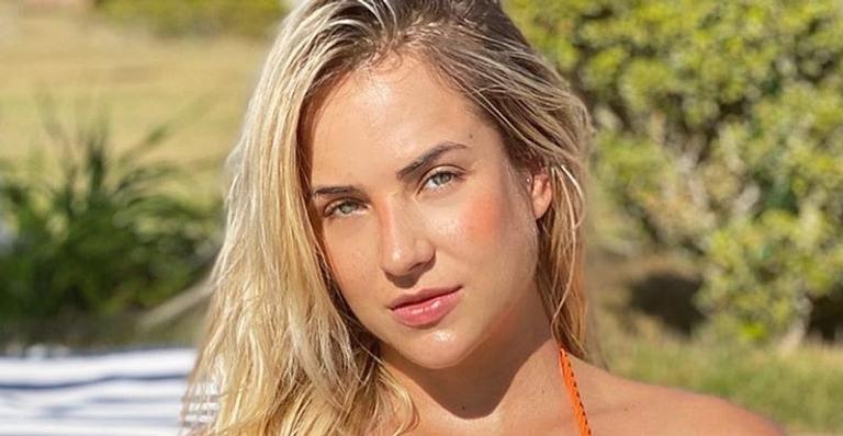 Em Maceió, Gabi Martins posa de biquíni de costas e ostenta bumbum perfeito: ”Que corpo!”