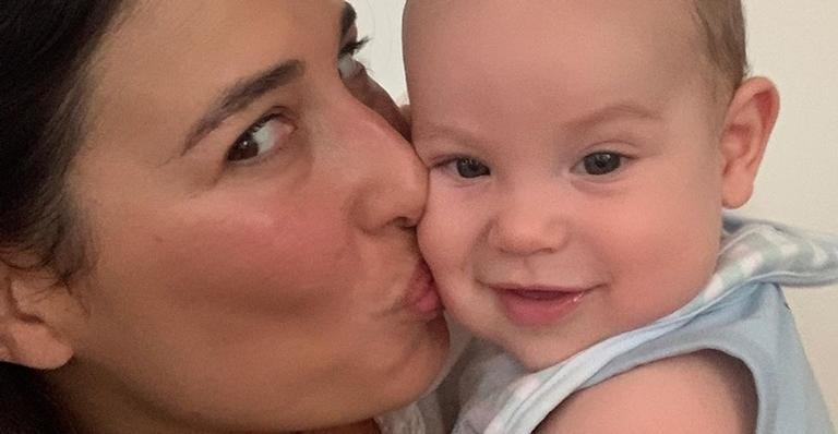 Giselle Itié celebra sete meses do filho, Pedro Luna: ”Meu bichinho lindo”