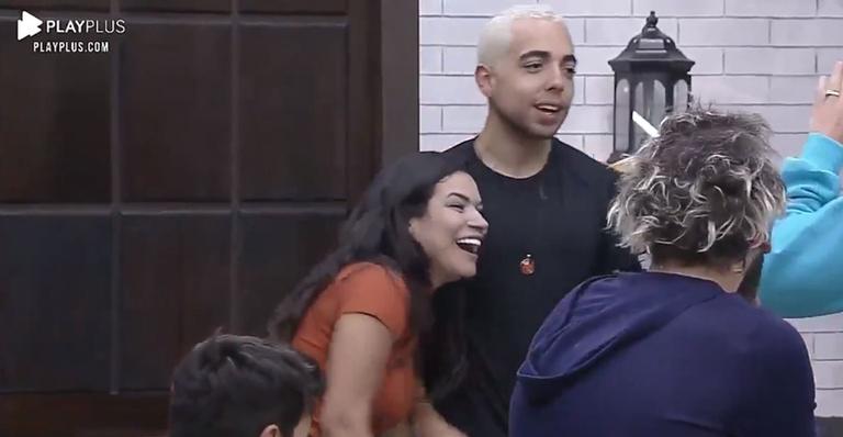 A Fazenda: Lucas Maciel vence a Prova de Fogo e quatro peoas vão para baia