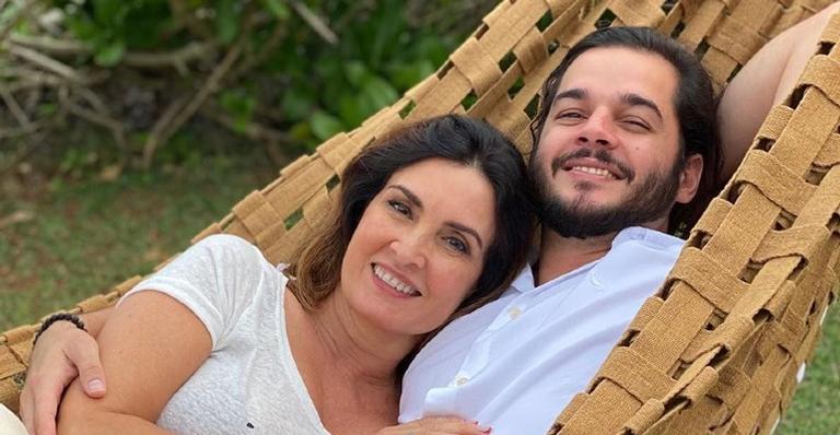 Fátima Bernardes publica montagem de fotos com Túlio Gadelha: ”Cada minuto importa”