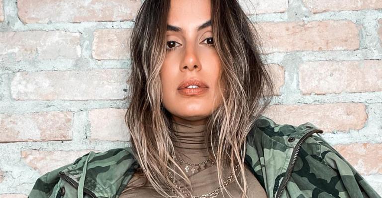 Ex-BBB Carol Peixinho curte passeio de barco e divide momento com os fãs