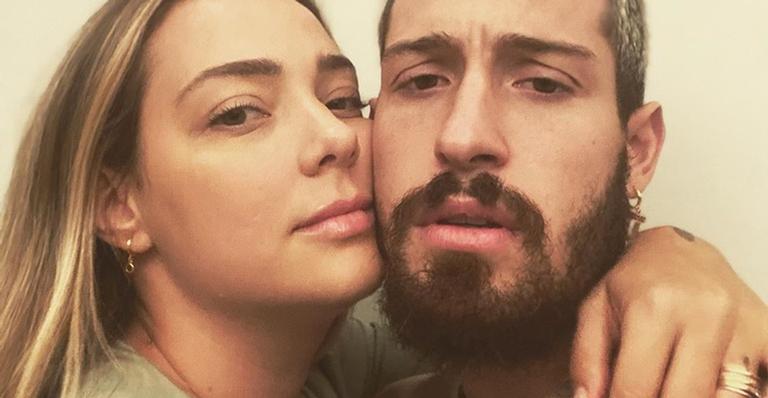 Carol Dantas se derrete pelo marido e pelos filhos: ”São tudo para mim”