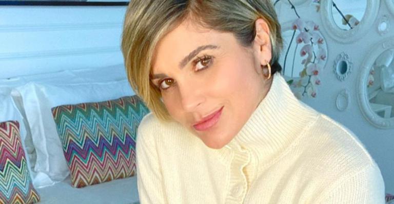 Flávia Alessandra posa de máscara com elenco de ‘Salve-se Quem Puder’ e brinca: ”Quem é quem?”