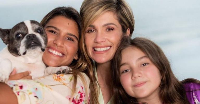 Flávia Alessandra se derrete ao comemorar aniversário da filha: ”Para ela, não tem tempo ruim!”