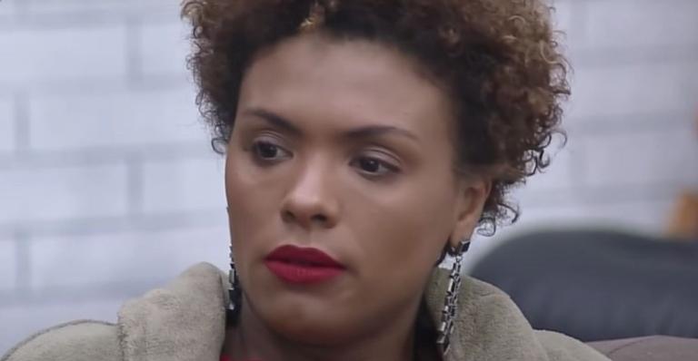 A Fazenda: Lidi Lisboa critica Luiza Ambiel: ”Ela tá se sentindo a rainha da cocada”