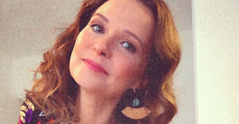 Fernanda Rodrigues relembra clique antigo em tarde de vinhos durante viagem para Nova York