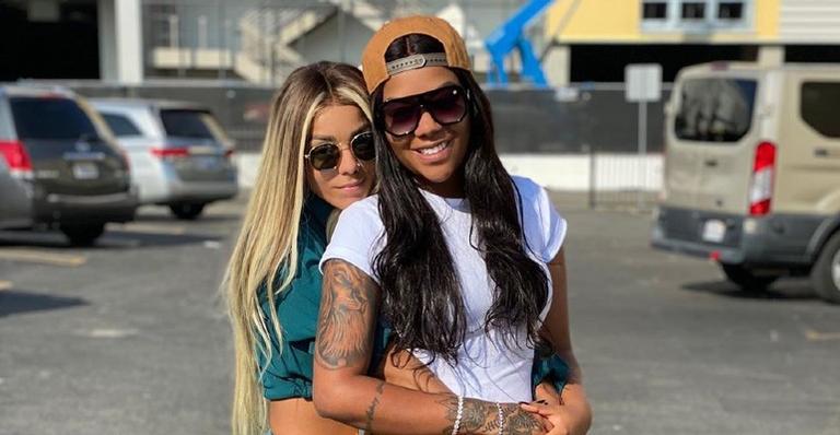 Ludmilla publica sequência de fotos românticas com a esposa, Brunna Gonçalves