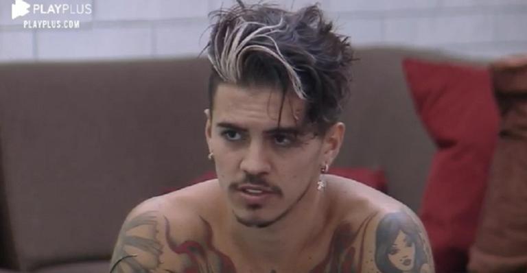 A Fazenda: Após lavagem de roupa suja, Biel elogia Jojo Todynho: ”Admirei a humildade dela”