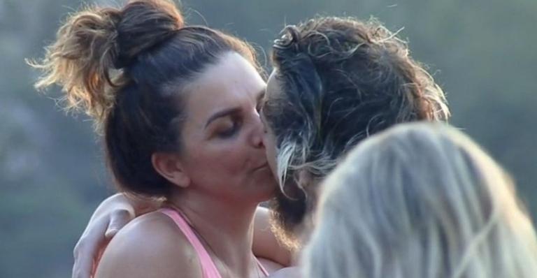 A Fazenda: Após eliminação, Cartolouco abre o jogo sobre Luiza Ambiel: ”Vontade de ficar com ela”