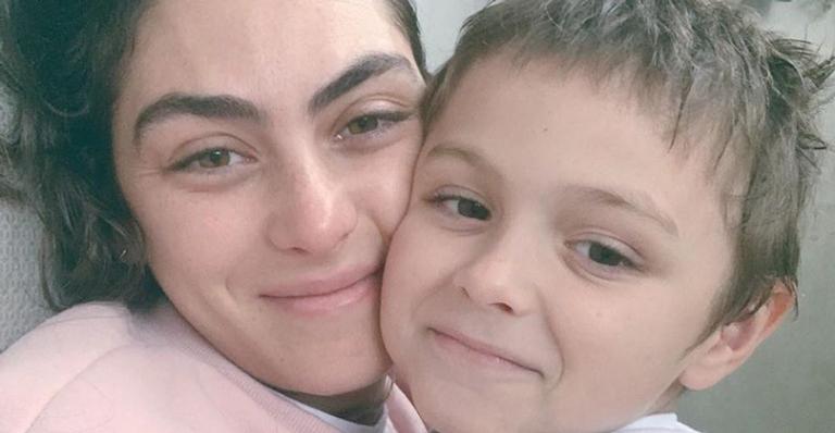 Mariana Uhlmann curte dia com o filho mais velho e divide momento com os fãs
