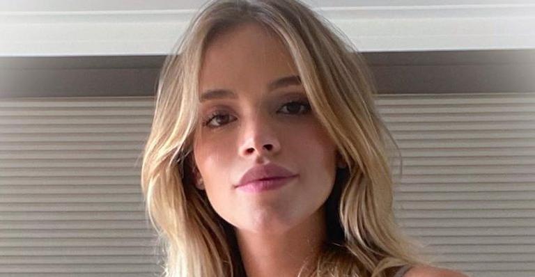 Carol Dias relembra foto antes da filha nascer e afirma: ”Nem imaginava o que estava por vir”
