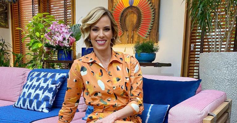 Ana Furtado compartilha pós-feriado e brinca: ”Acordei com tanta preguiça que só abri um olho”