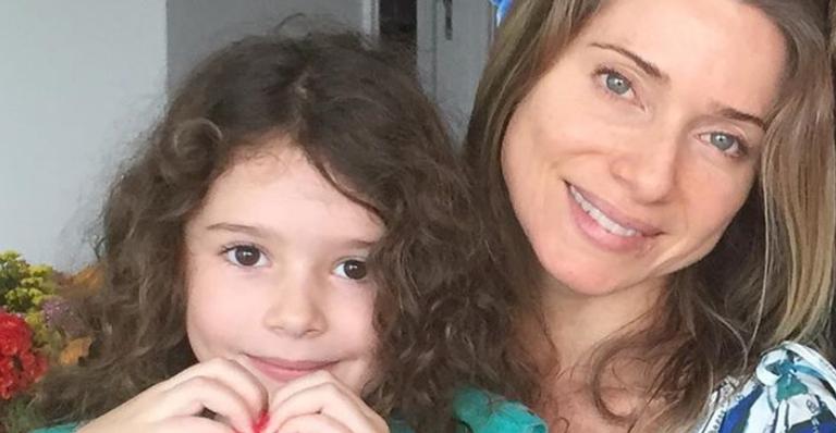 Letícia Spiller se derrete ao ver filha, Stella fantasiada: ”Minha pequena grande guerreira elfa”