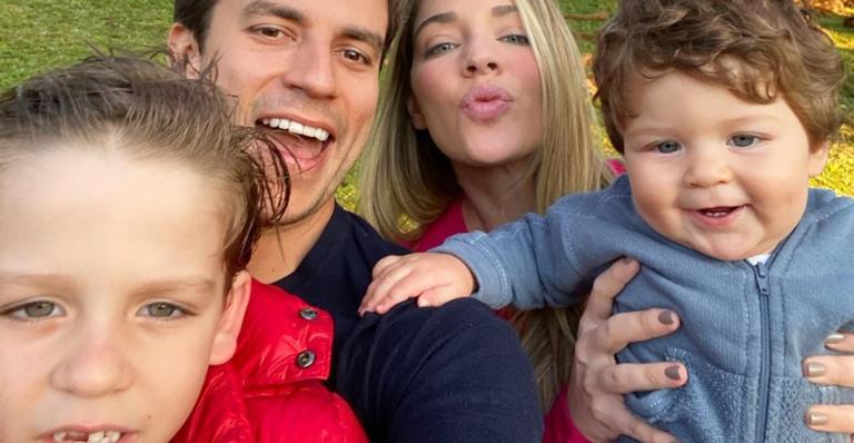 Luma Costa encanta a web ao fazer lindo clique em família: ”Que perfeição de foto”