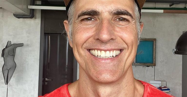 Reynaldo Gianecchini brinca com filtro de rejuvenescer: ”Que fofufa essa versão mirim”