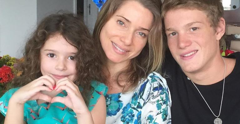 Leticia Spiller se derrete por registro antigo dos filhos: ”Meu coração pula de felicidade”