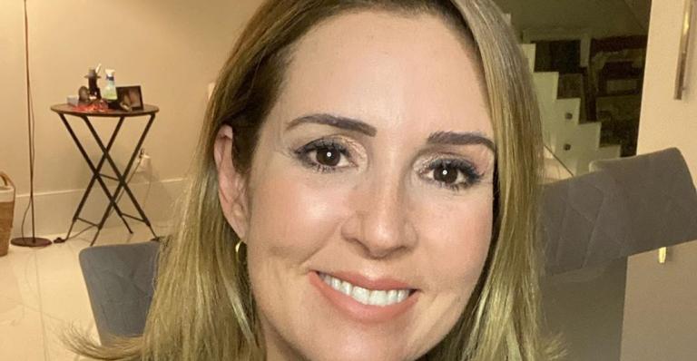 Renata Capucci relembra mudanças no visual: ”Perdi a conta de quantas vezes mudei”