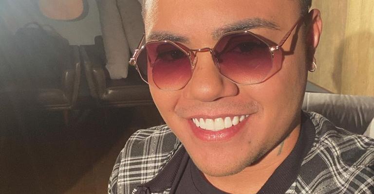 Felipe Araújo posta vídeo divertido de A Fazenda e revela torcida para peoa: ”Agora é muito mais”