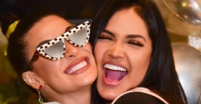 Flay emociona a web ao homenagear a amiga, Bianca Andrade: ”Você é minha família”