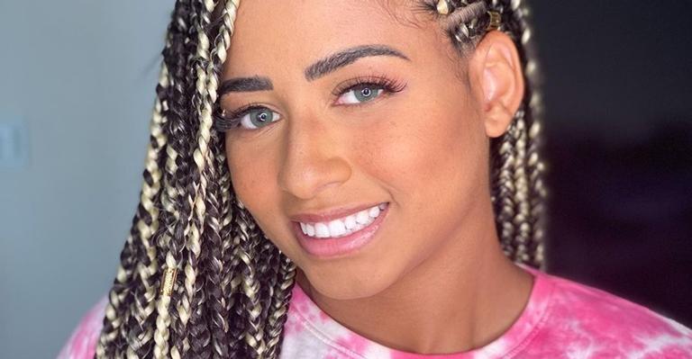 MC Loma fala sobre mudança de visual e lamenta ataques na web: ”Povo fala o que acha e pronto”