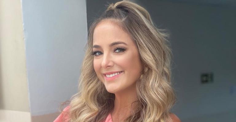 Ticiane Pinheiro encanta com registros em família: ”Sábado feliz”