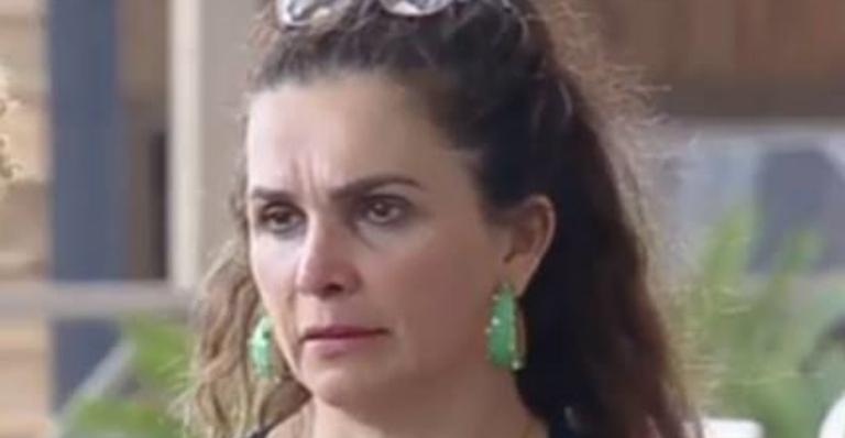 A Fazenda: Em conversa com Lidi Lisboa, Luiza Ambiel diz que foi ameaçada por Raíssa