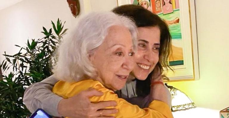 Fernanda Torres agradece as mensagens de carinho enviadas à sua mãe, Fernanda Montenegro