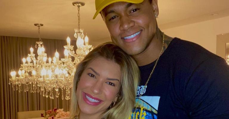 Léo Santana surge ao lado de Lore Improta dançando nova música, ‘Século 21’
