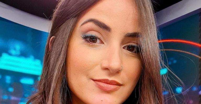 Mari Palma encanta os fãs ao postar clique com cachorrinha: ”Minha ursinha”
