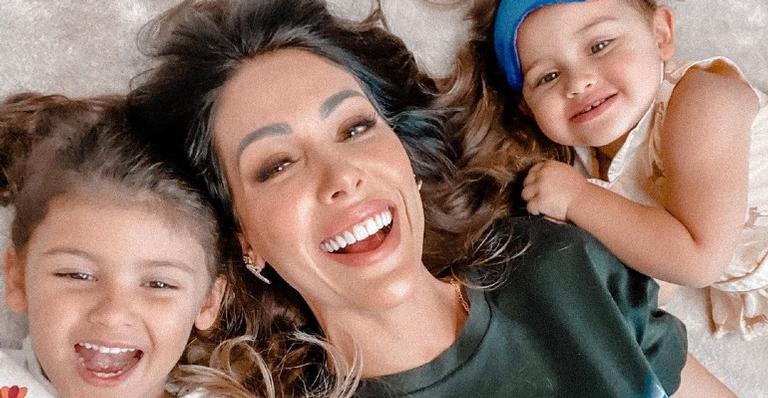 Mãe de duas, Bella Falconi fala sobre seu corpo depois das gestações
