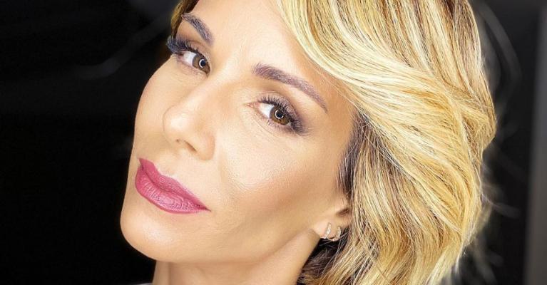 Ana Furtado começa dia animada e contagia internautas: ”Você transmite luz”