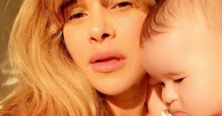 Dany Bananinha compartilha clique fofíssimo com a filha, Lara, e fãs se derretem