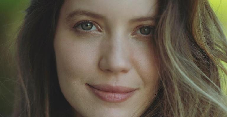 Nathalia Dill compartilha clique deslumbrante tomando sol: ”Um pouco de vitamina D”