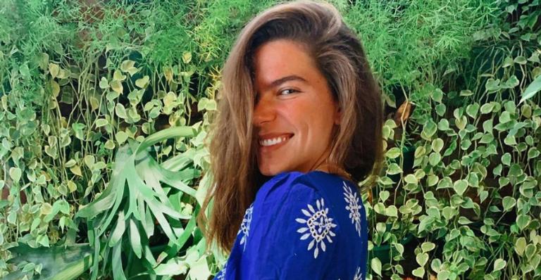 Mariana Goldfarb aproveita momento de reconexão com natureza e compartilha clique na web