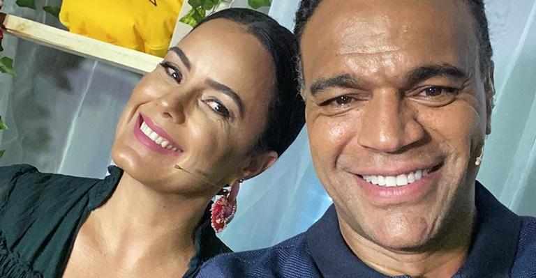 Denilson comemora aniversário da esposa, Luciele, e brinca: ”Parabéns, Coronel Di Camargo”