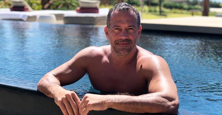Malvino Salvador testa positivo para Covid-19 após retornar de Fernando de Noronha