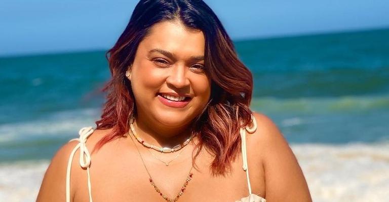 Preta Gil exibe corpão real em foto de biquíni sem filtros e web baba: ”Impossível não dar zoom”