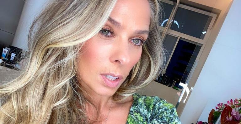 Adriane Galisteu relembra flagra romântico ao lado do marido, Alexandre Iodice
