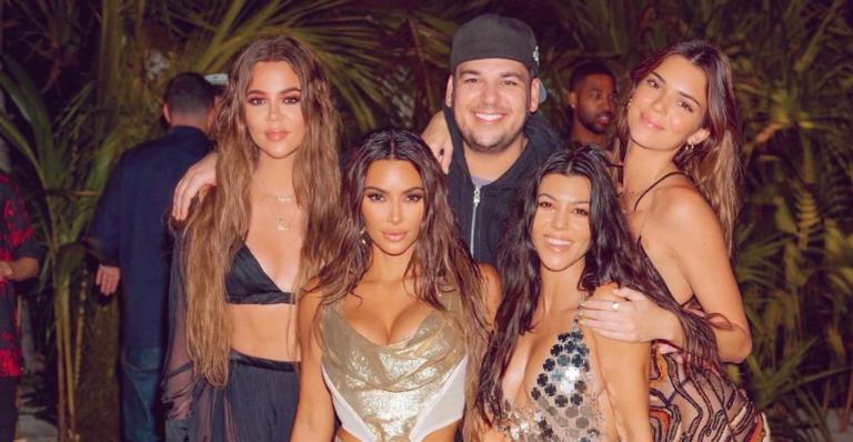 Kim Kardashian celebra seus 40 anos em viagem luxuosa: ”Minha vida é privilegiada”