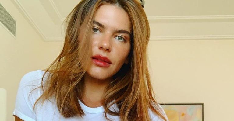 Mariana Goldfarb posa com body cavadíssimo e deixa os seguidores babando