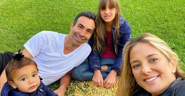 Ticiane Pinheiro encanta ao registrar a filha caçula se divertindo com a avó paterna