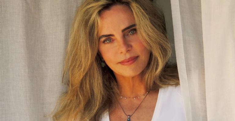 Bruna Lombardi relembra clique de sua adolescência: ”Cara lavada e longe das capas de revista”