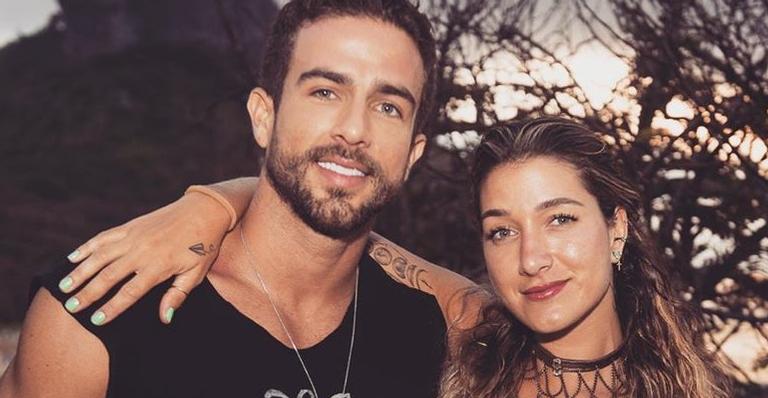 Erasmo Viana faz declaração para Gabriela Pugliesi: ”Você é o meu maior presente”
